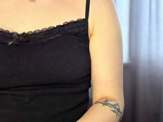 CatherynDowns live cam on BongaCams