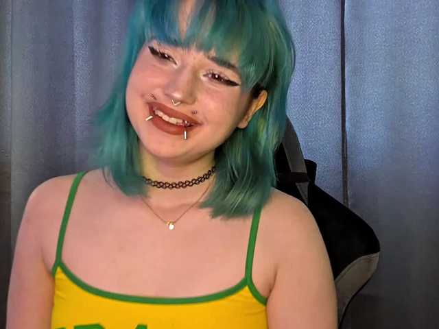 CatherynDowns live cam on BongaCams