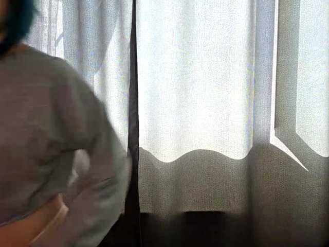 le modèle CatherynDowns est en webcam porno dans un show sur le site bongacams, il possède les tags suivants: White/Caucasian,Brunette,Trimmed