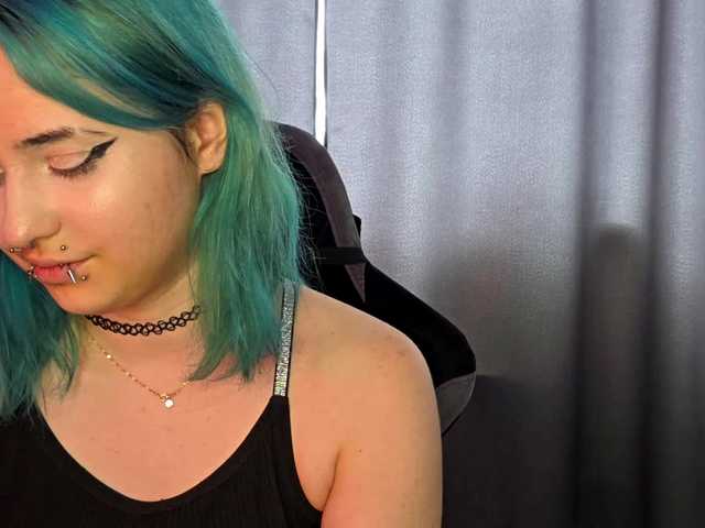 CatherynDowns live cam on BongaCams