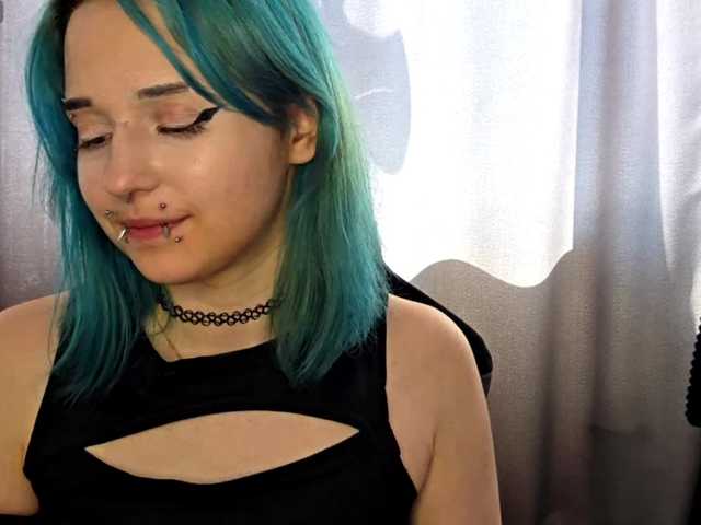 CatherynDowns live cam on BongaCams