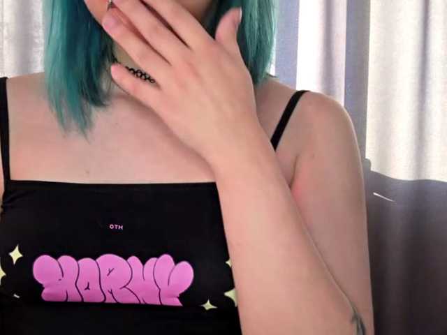 CatherynDowns live cam on BongaCams