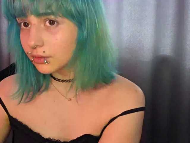 CatherynDowns live cam on BongaCams