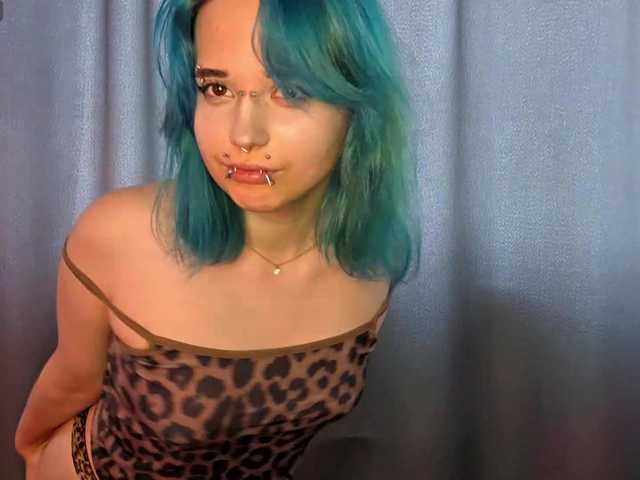 CatherynDowns live webcam show