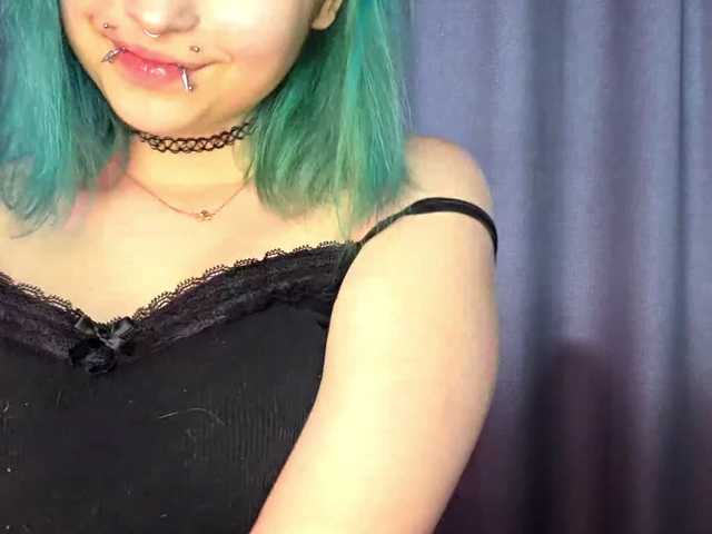 CatherynDowns live cam on BongaCams
