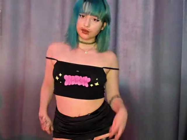 CatherynDowns live cam on BongaCams