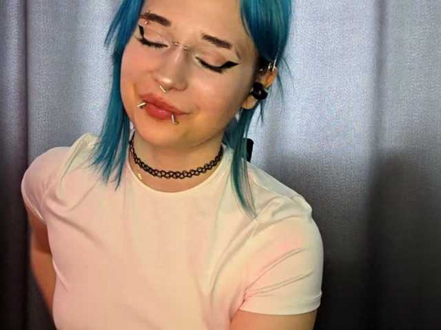 CatherynDowns live cam on BongaCams