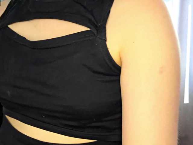 CatherynDowns live cam on BongaCams