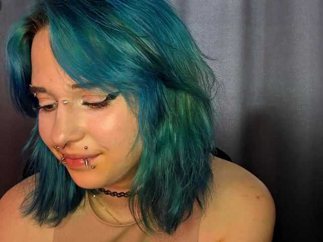 CatherynDowns live webcam show