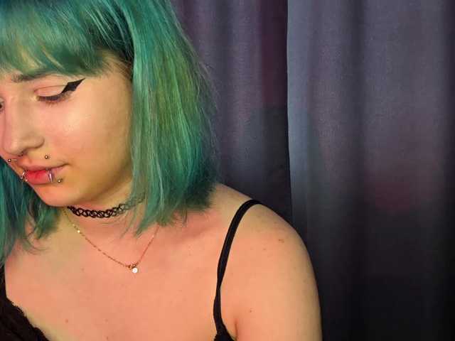 CatherynDowns live cam on BongaCams