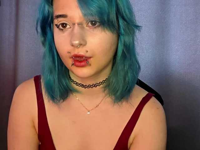 CatherynDowns live cam on BongaCams