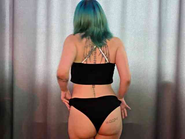 Model: CatherynDowns