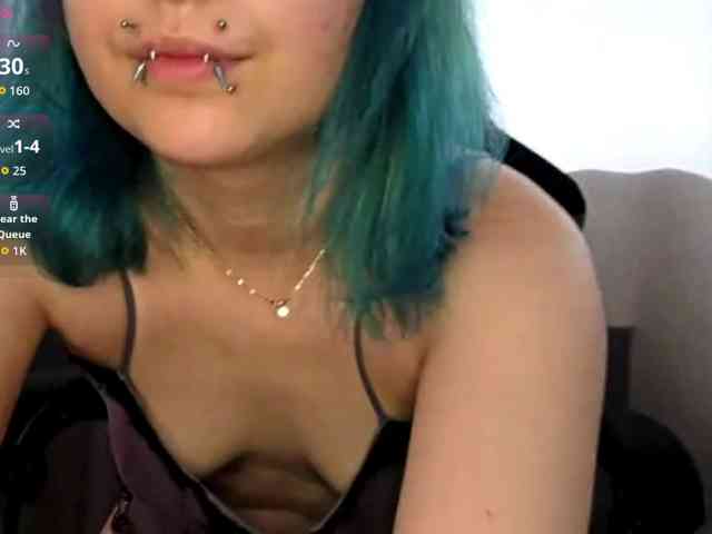Model: CatherynDowns