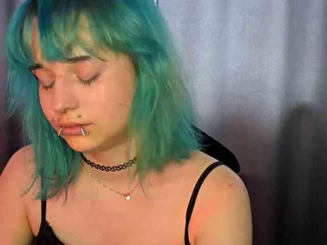 Model: CatherynDowns