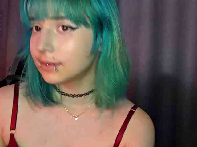 Model: CatherynDowns