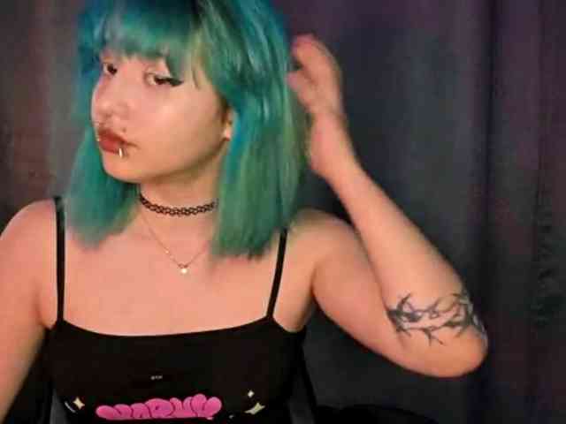 Model: CatherynDowns