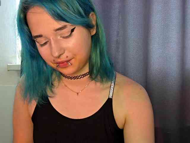 Model: CatherynDowns