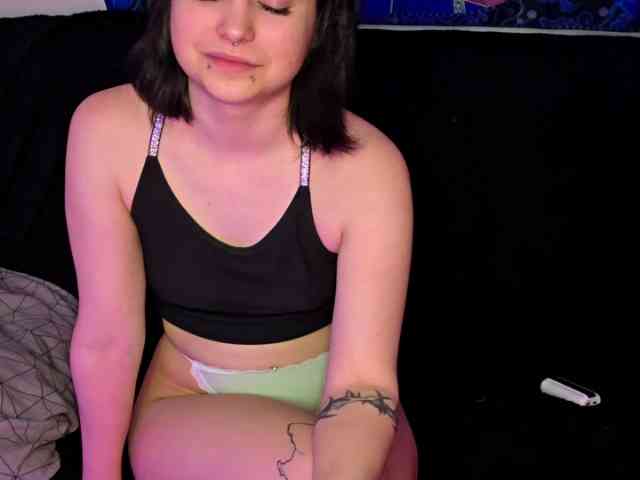 Model: CatherynDowns