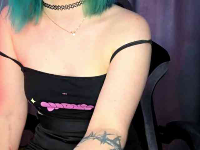 Model: CatherynDowns