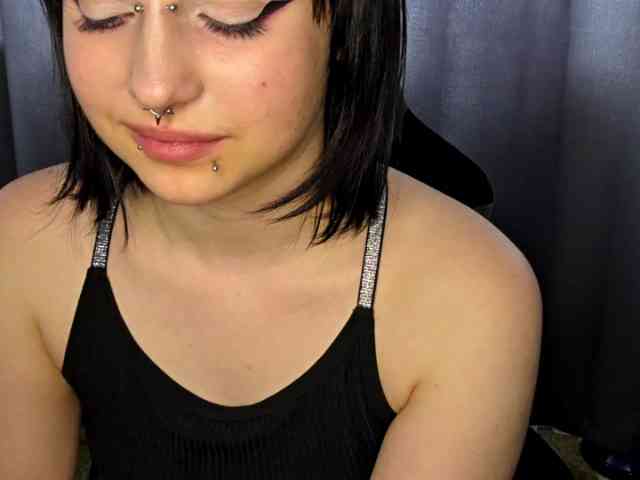 Model: CatherynDowns