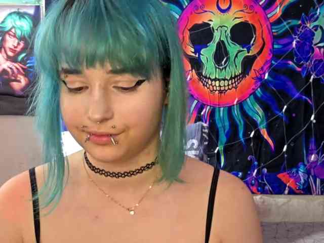 Model: CatherynDowns