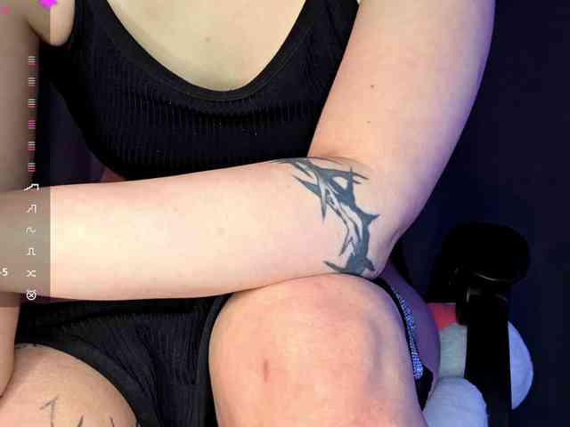 CatherynDowns webcam