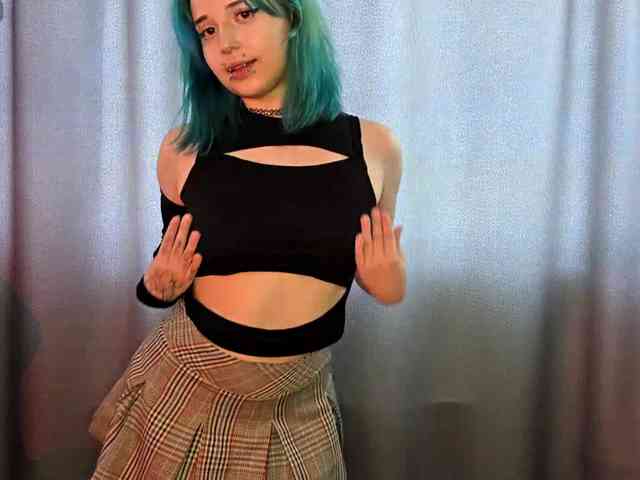 Model: CatherynDowns