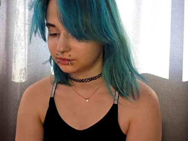 CatherynDowns Live Webcam on BongaCams