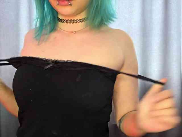 Model: CatherynDowns