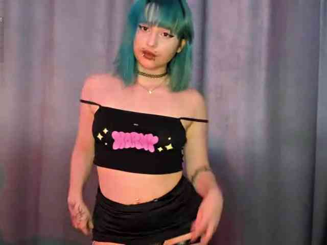 Model: CatherynDowns