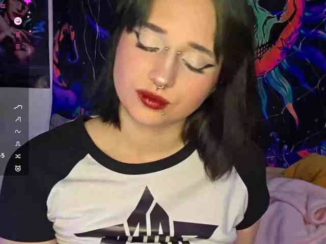 Model: CatherynDowns