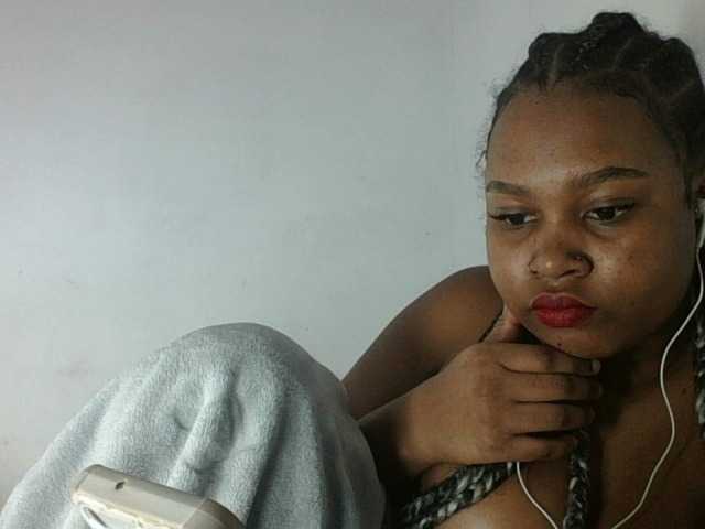 Triida live cam on BongaCams