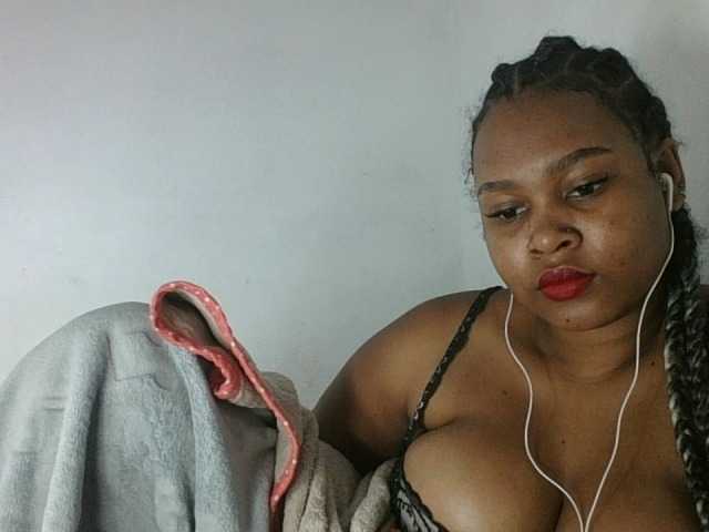 Triida live webcam show