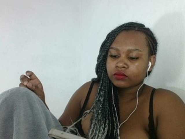 Triida live webcam show