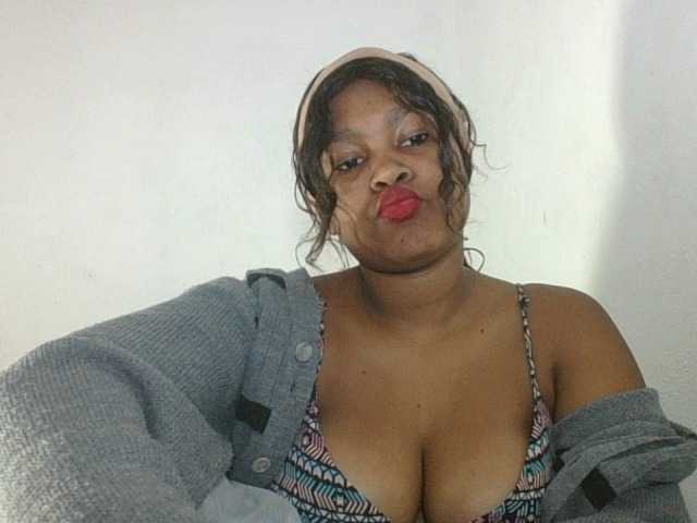 Triida vous attend pour discuter, flirter et plus sur bongacams