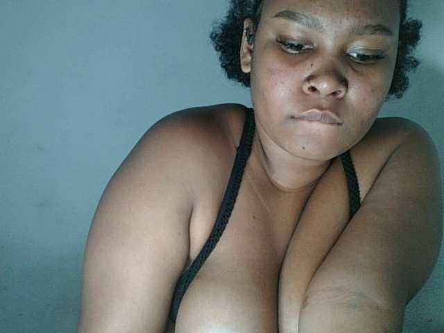 Triida live cam on BongaCams