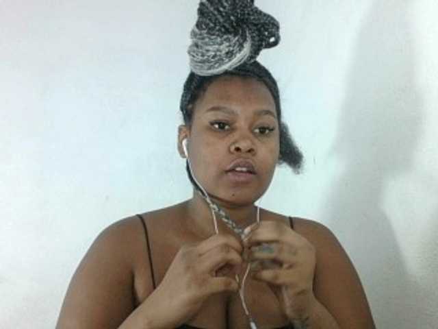Triida live webcam show