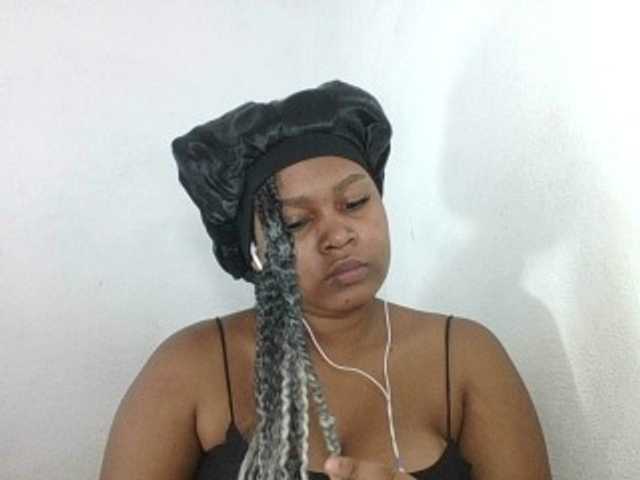 Triida live webcam show
