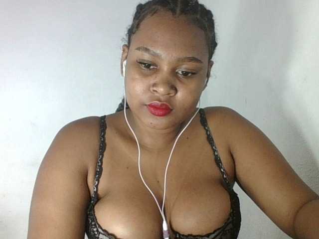 Triida live webcam show