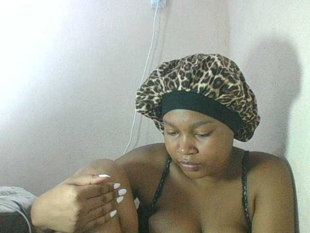 Triida, une amatrice française avec qui discuter et avoir du sexe