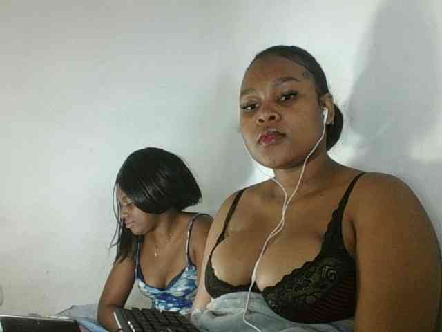 Triida Sex Cam Show