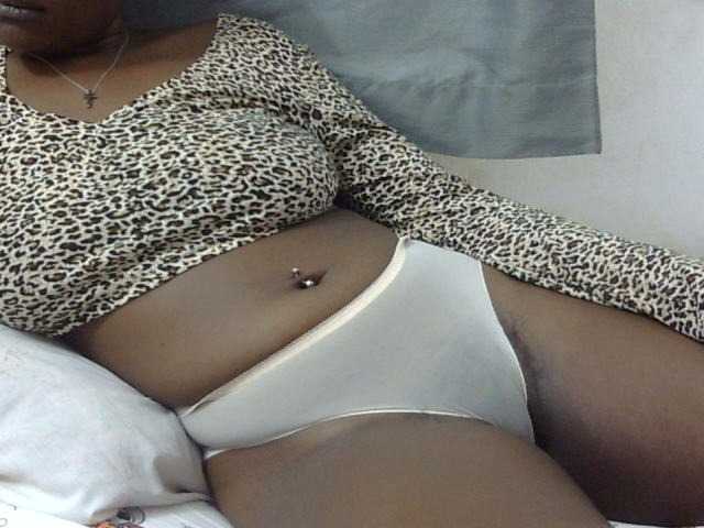 Kiki-malia live cam