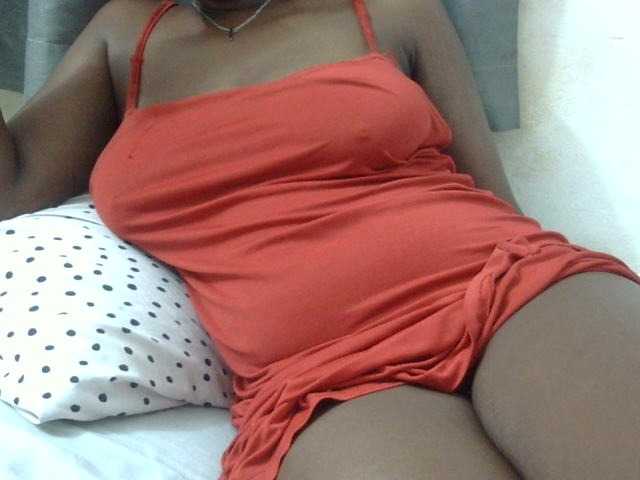 Kiki-malia live cam