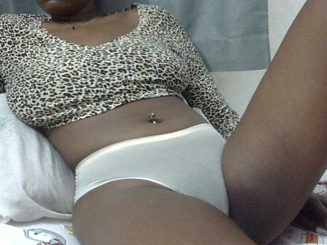 Kiki-malia live cam