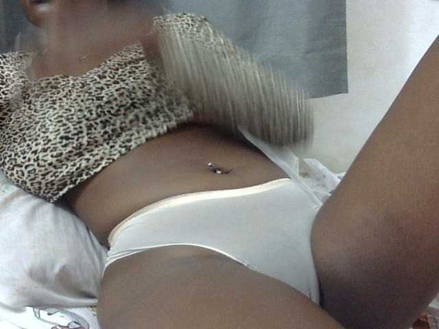 Kiki-malia live cam