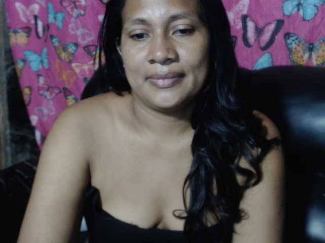 Canela-1 live cam on BongaCams