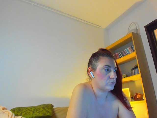 TheImperfect live cam preview