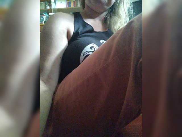 MySky23 live cam on BongaCams