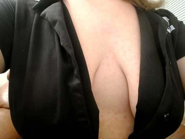 MySky23 live cam on BongaCams
