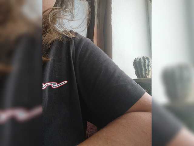 MySky23 live cam on BongaCams